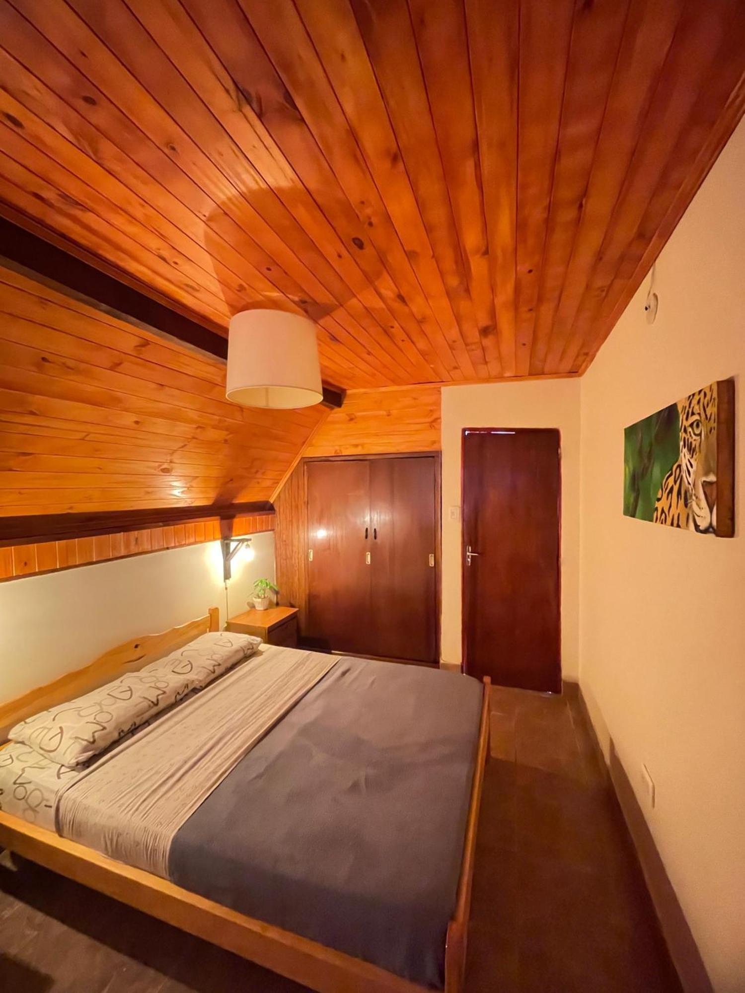 Bungalow Hostel Iguazu Puerto Iguazu Exterior photo